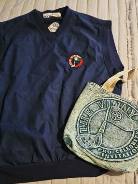 UNISEX & Navy Sleeveless V-Neck Pullover with The Vinny 🏌‍♂️⛳️Embroidered Patch